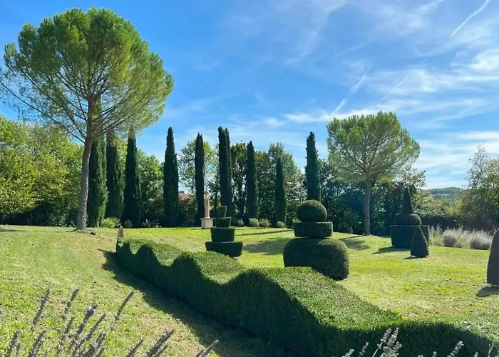 Maison De Charme Avec Piscine Pres De Cordes-sur-ciel